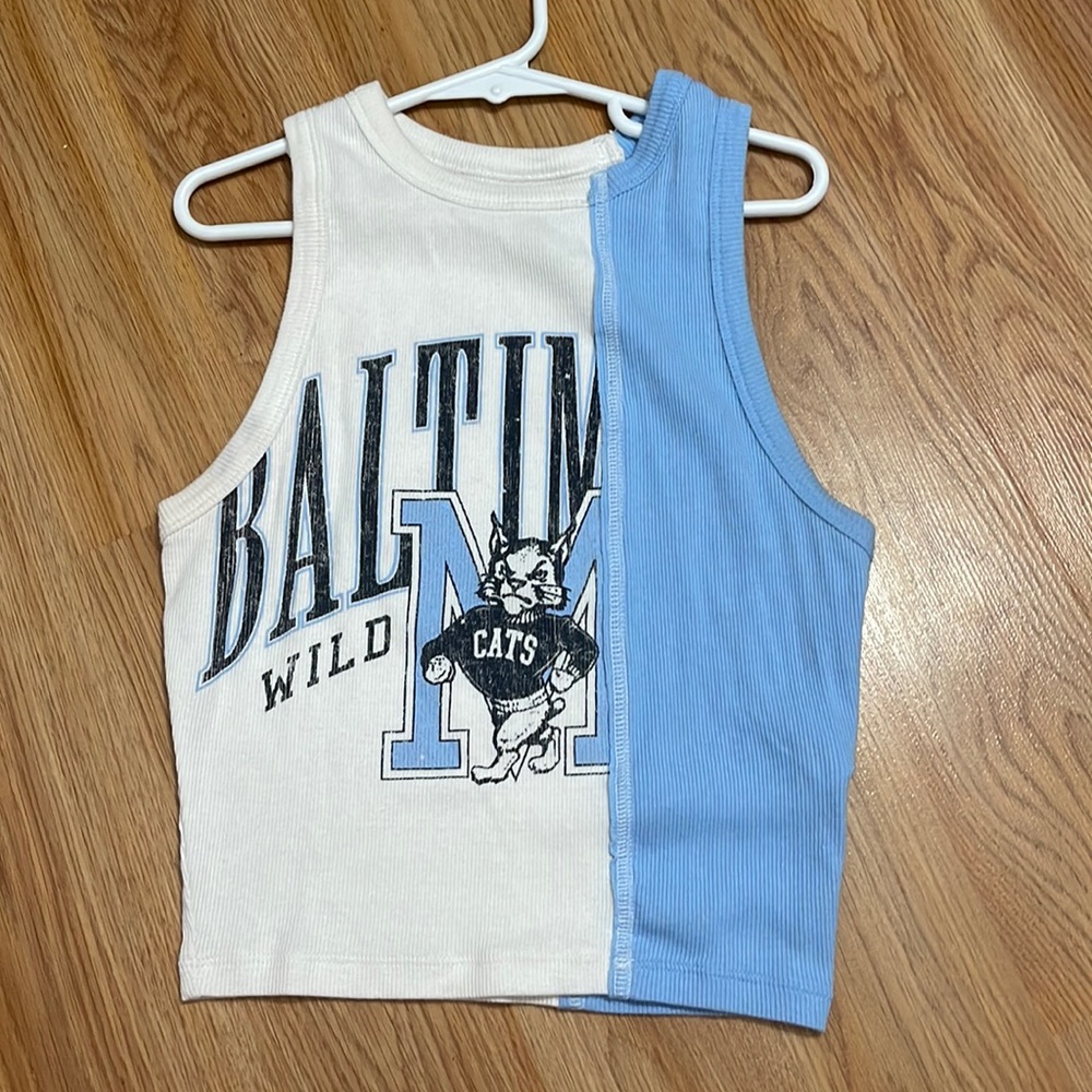Holister cropped tank. size small